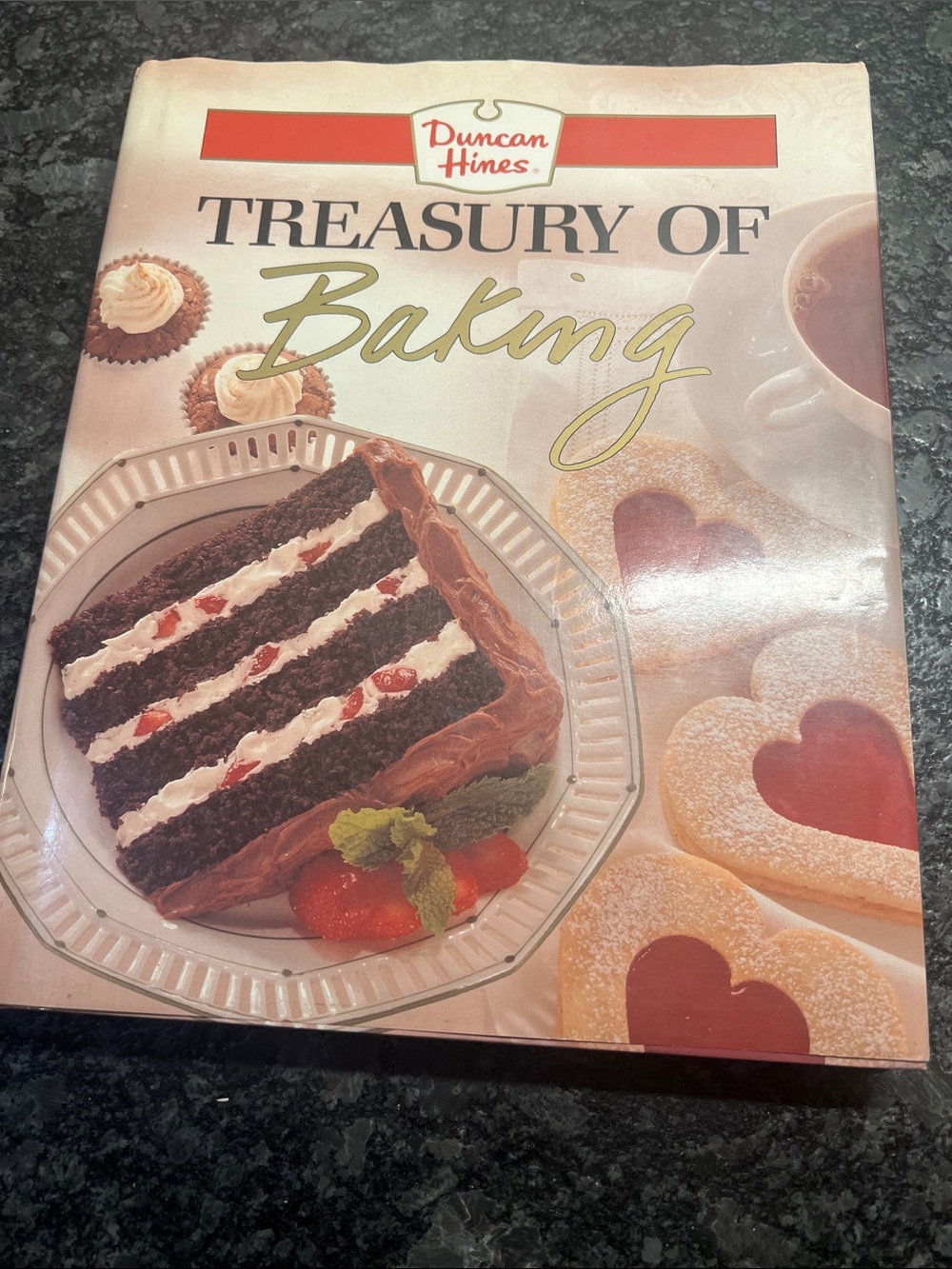 Duncan Hines Treasury of Baking Cookbook - 1992. Hardcover. Exc cond 215 pgs